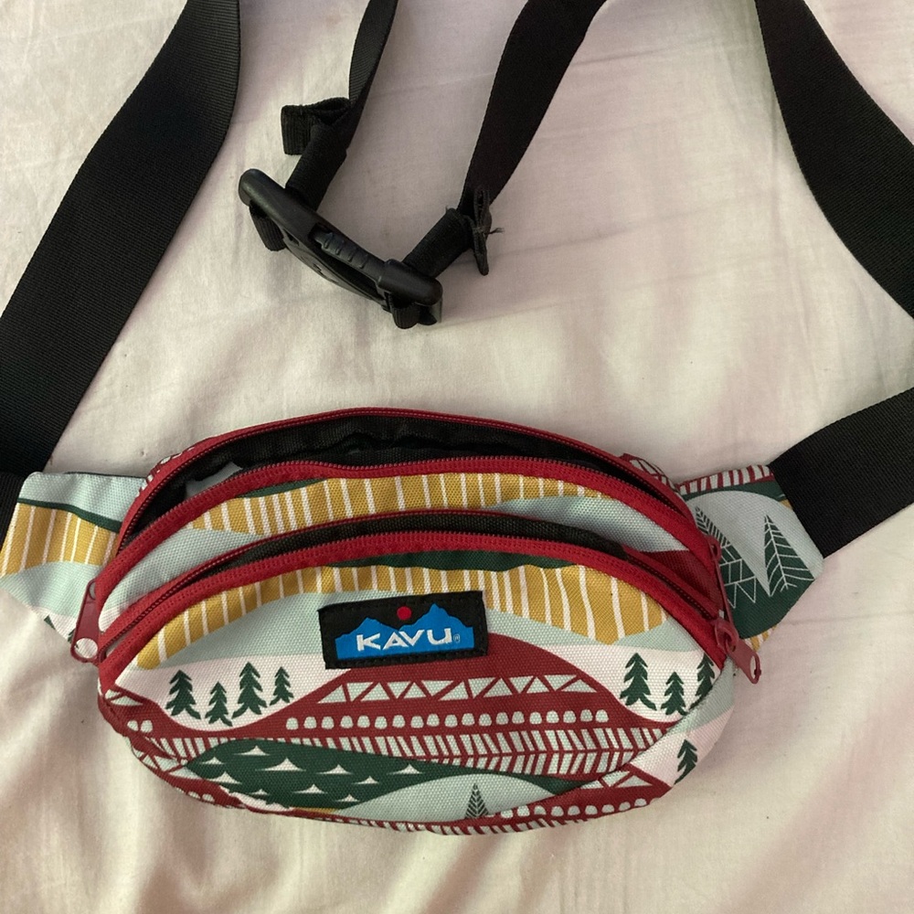 KAVU Multicolor Geometric Waist Bag
